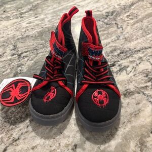 Boys canvas Spider-Man light up shoes